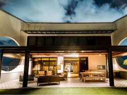 Wing On Life Garden (D10), Apartment #554302671